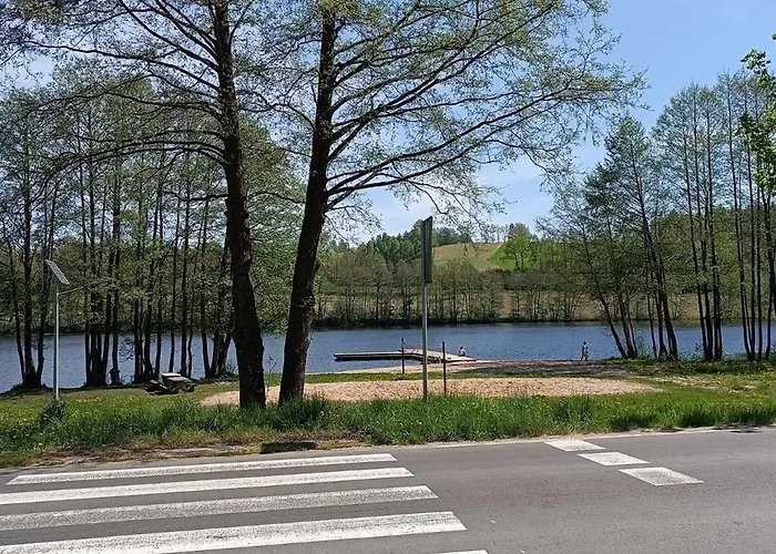 Arkadia 度假居 Borzestowo